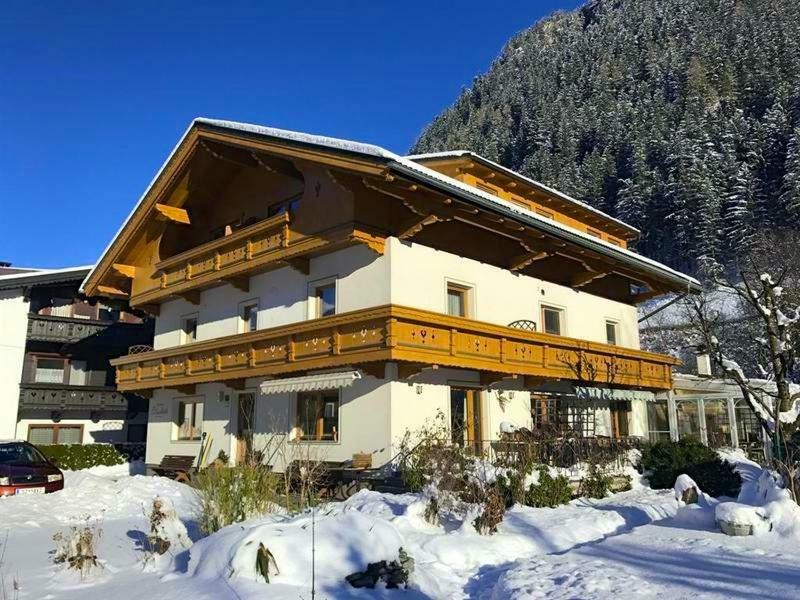 Bed and Breakfast Gästehaus Elisabeth Mayrhofen Exterior foto